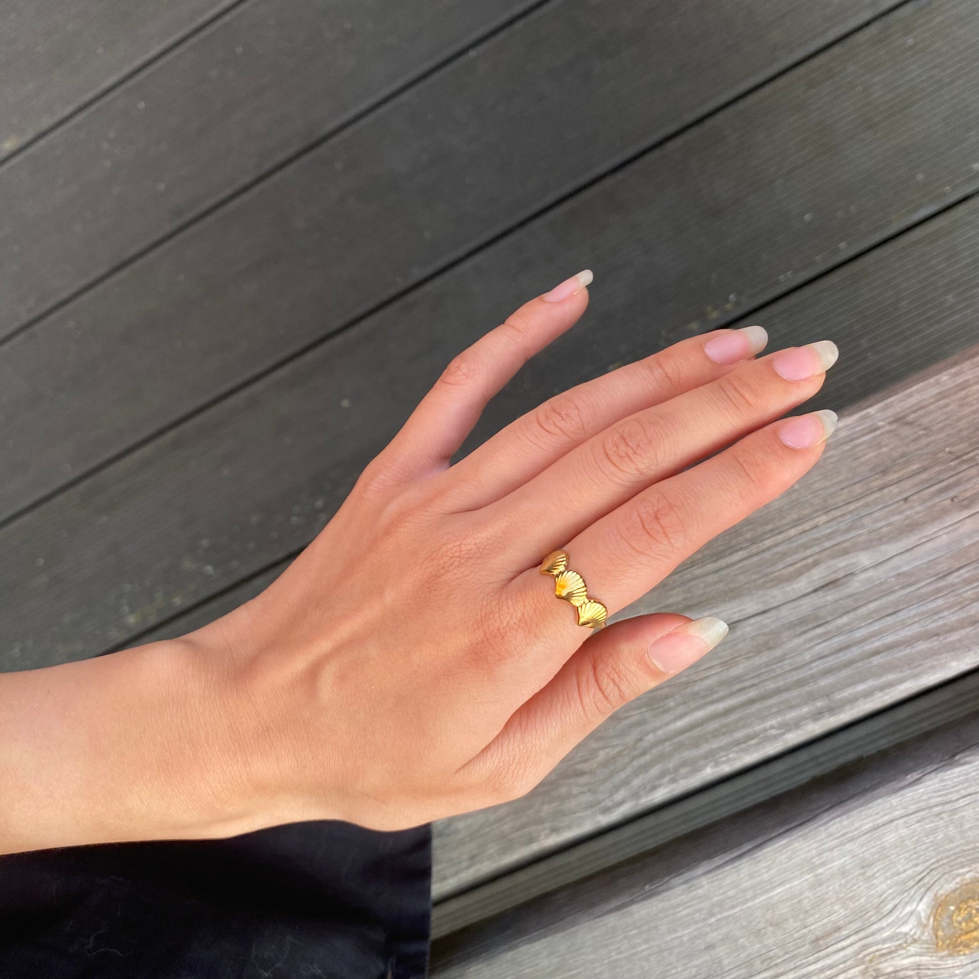 AMANZA Ring