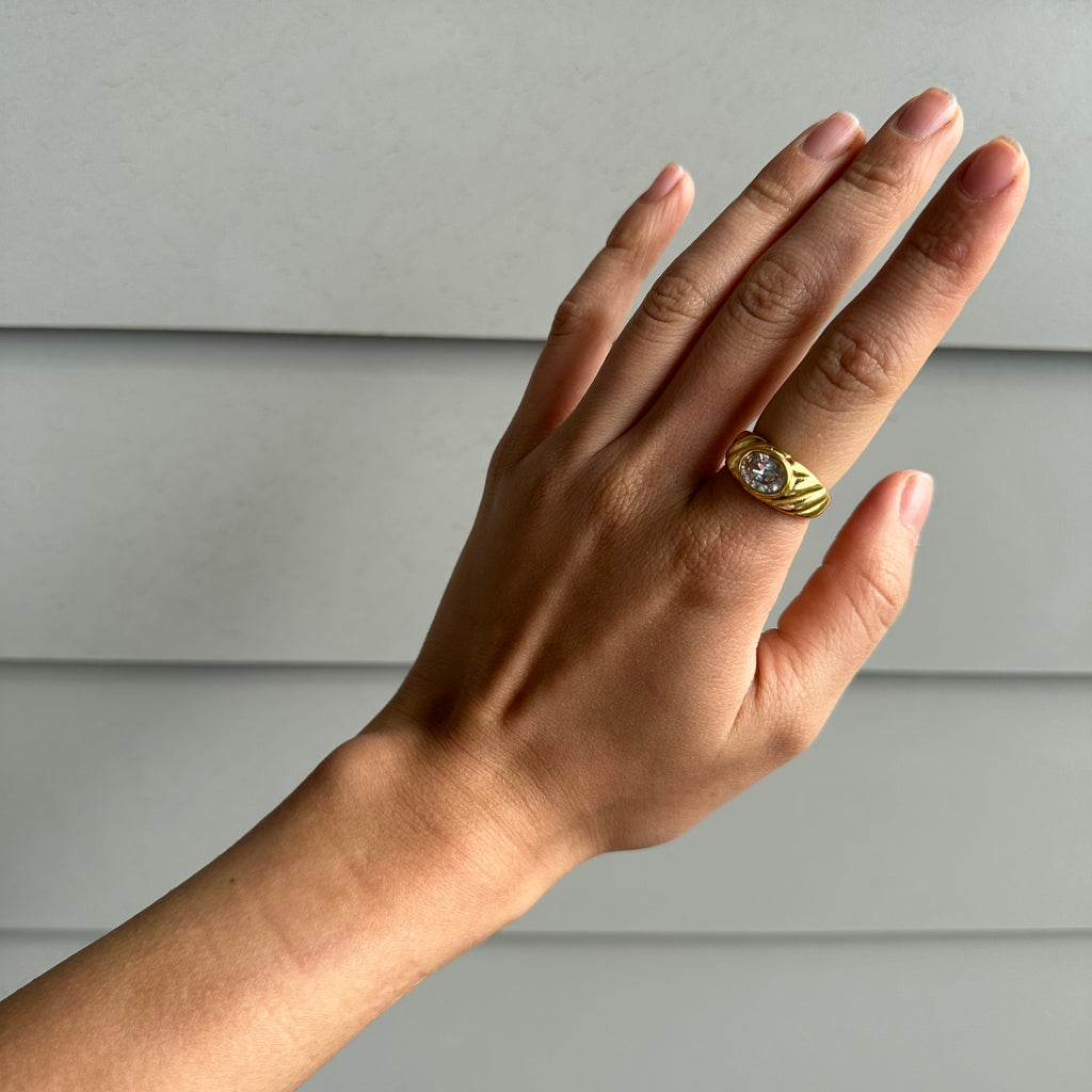 LANA Ring